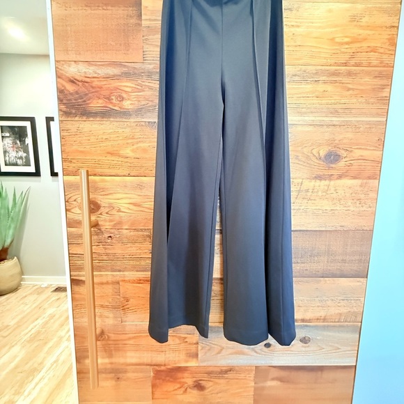 Dee Ocleppo Smooth Stretch Twill Black Flare Pants Seam Detail &Elegant DrapeNWT - Picture 3 of 14